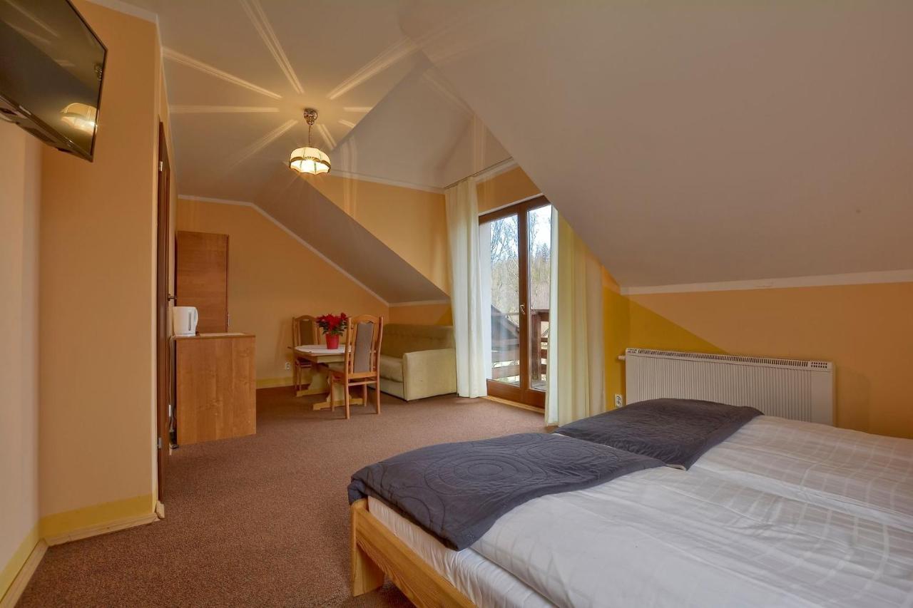 Sasanka Apartment คาร์ปัตซ์ ภายนอก รูปภาพ