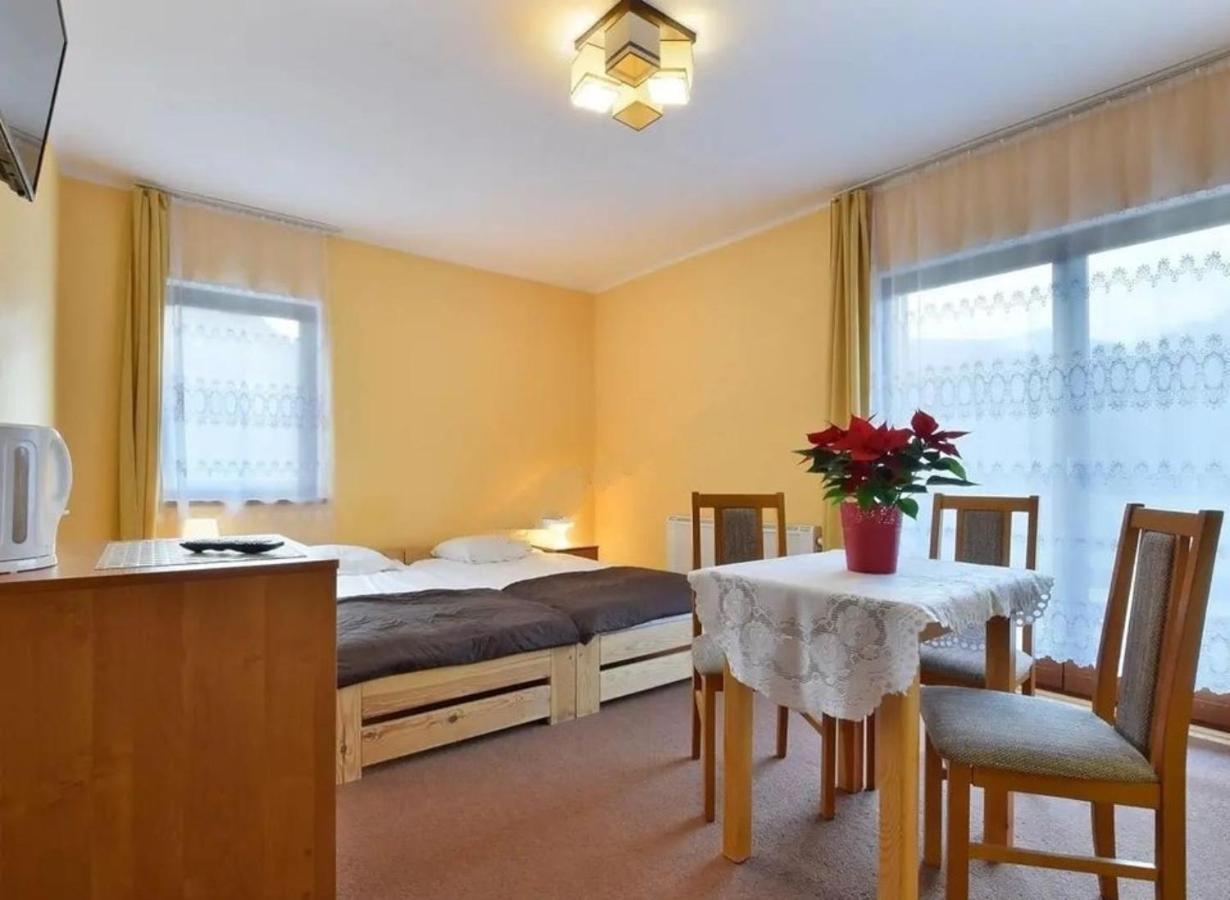Sasanka Apartment คาร์ปัตซ์ ภายนอก รูปภาพ